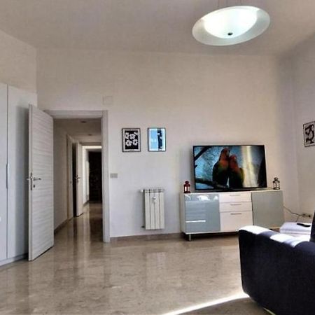 Appartement Casa Linda à Rome Extérieur photo